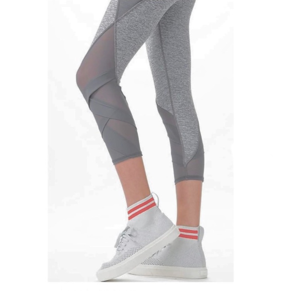 Ivivva Gray Fold On Tight Crop Leggings•Size 8